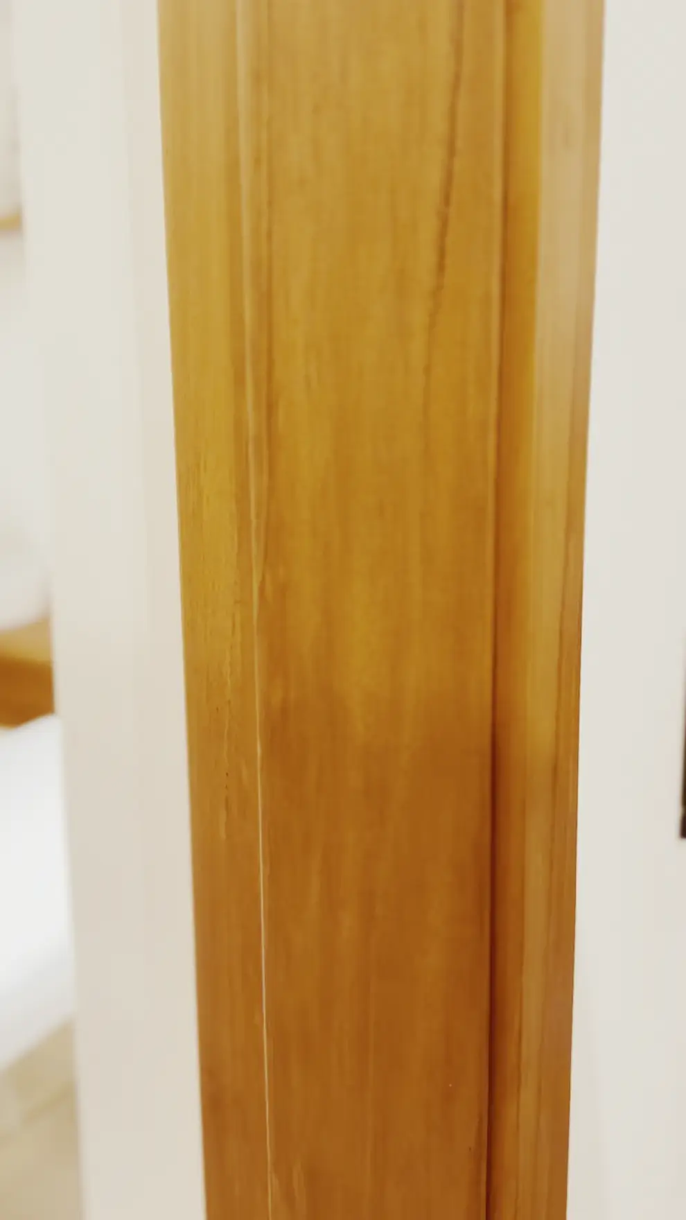 Video, cuarto de masaje, construcción de madera y luz calida